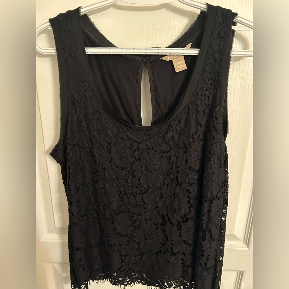 Banana Republic sleeveless lace top